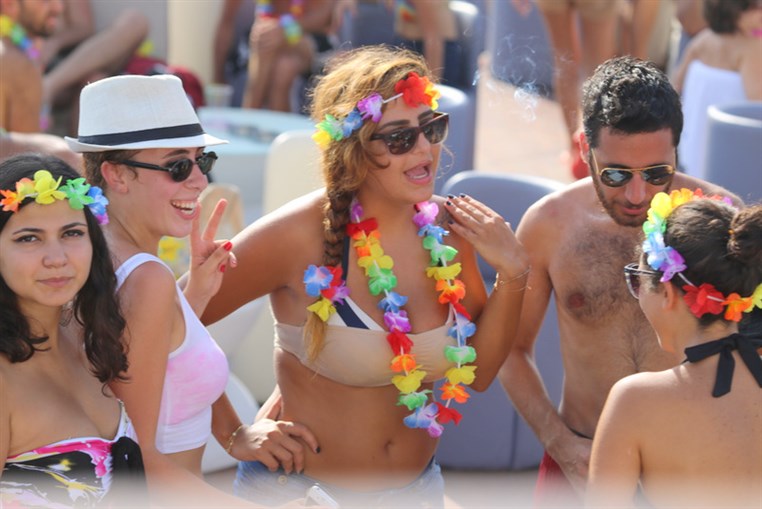 Summer Cloud 961 Boat Part 2